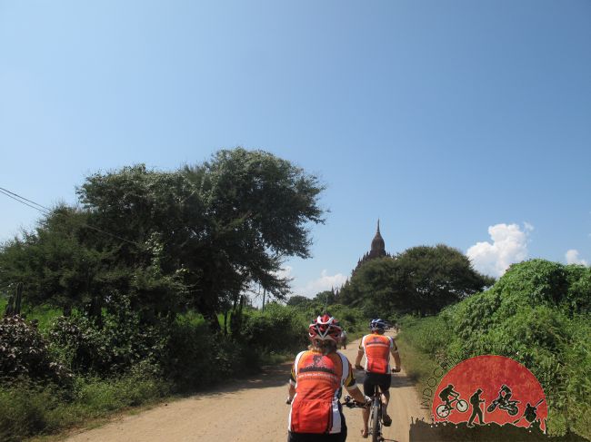 Phnom Penh Bike To Kampong and Siem Reap – 5 days
