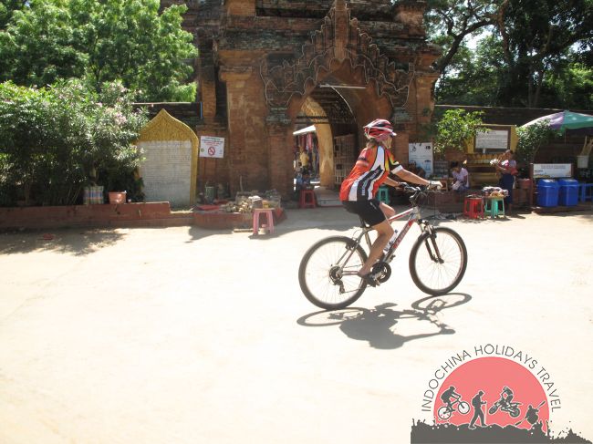 Vietnam Northwest to Northeast Cycling Tours - 12 Days 1